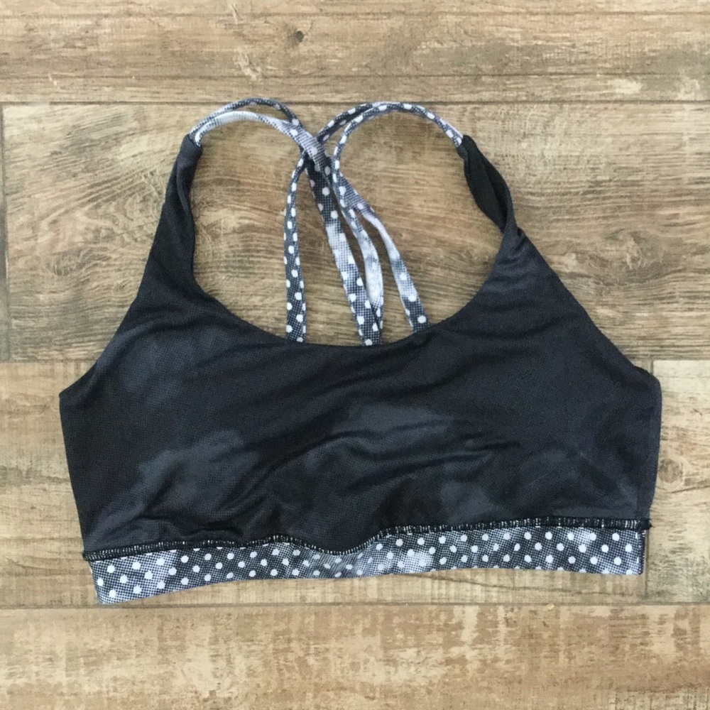 Lululemon Strappy Sports Bra size 8 built in pads